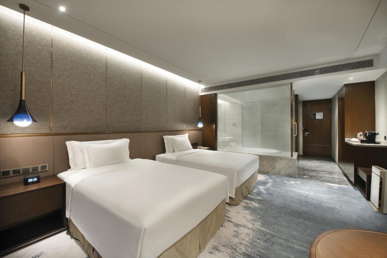 Grand Barony Qingdao Airport Hotel Exterior foto